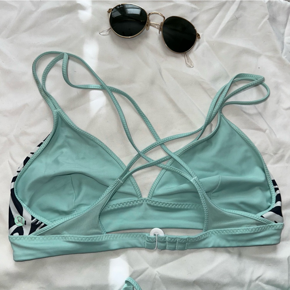REVERSIBLE LULULEMON BIKINI SET - Picture 8 of 9